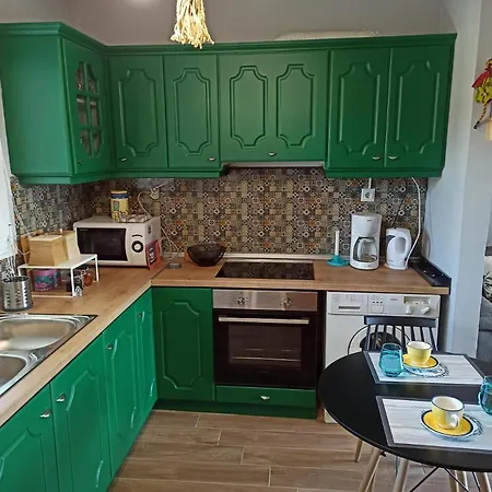 Apartament Front *