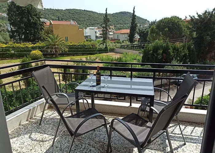 Front Apartment